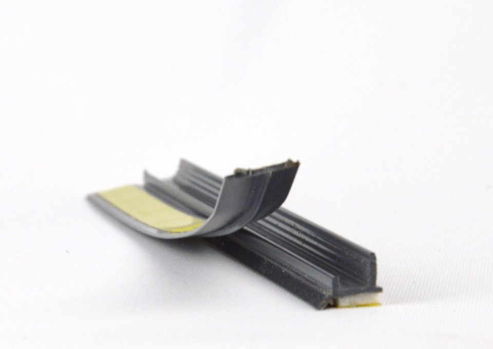 Profil przyokienny z uszczelką 6mm x 3m kolor